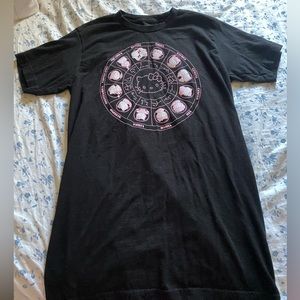 Hello kitty zodiac signs Tee
